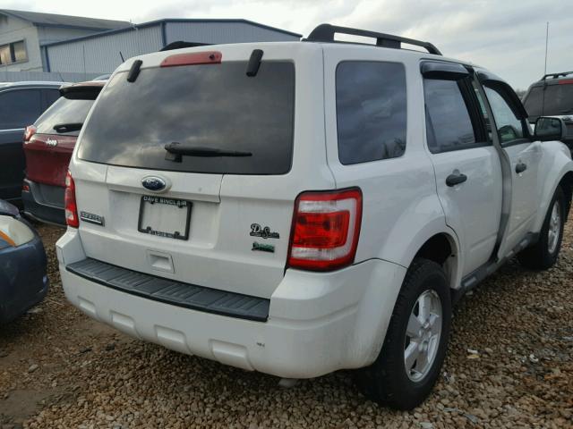 1FMCU9DG3AKA44766 - 2010 FORD ESCAPE XLT WHITE photo 4