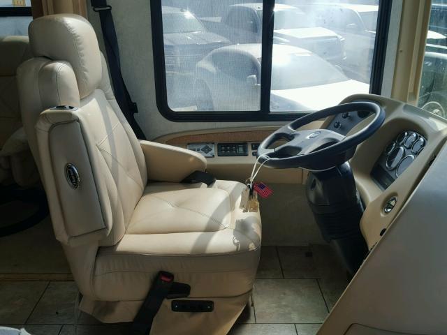 4VZDN1A958C063156 - 2008 SPARTAN MOTORS MOTORHOME BROWN photo 5