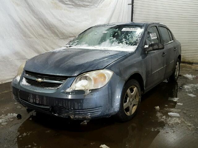 1G1AK52F057529940 - 2005 CHEVROLET COBALT BLUE photo 2