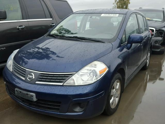 3N1BC13E48L392060 - 2008 NISSAN VERSA S BLUE photo 2