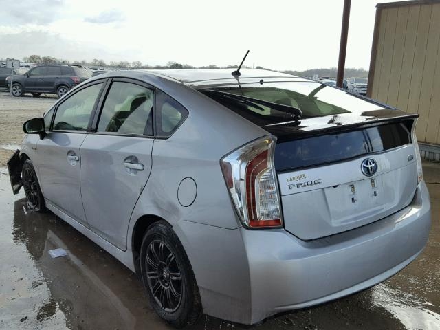 JTDKN3DU5F1924042 - 2015 TOYOTA PRIUS SILVER photo 3