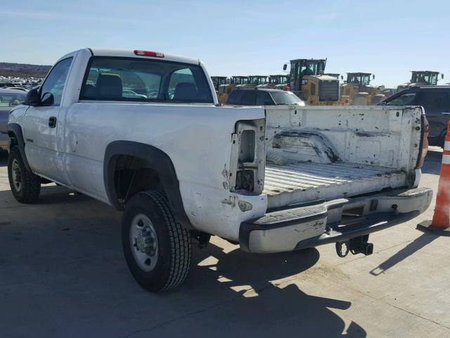 1GCHC24U57E102569 - 2007 CHEVROLET SILVERADO WHITE photo 3