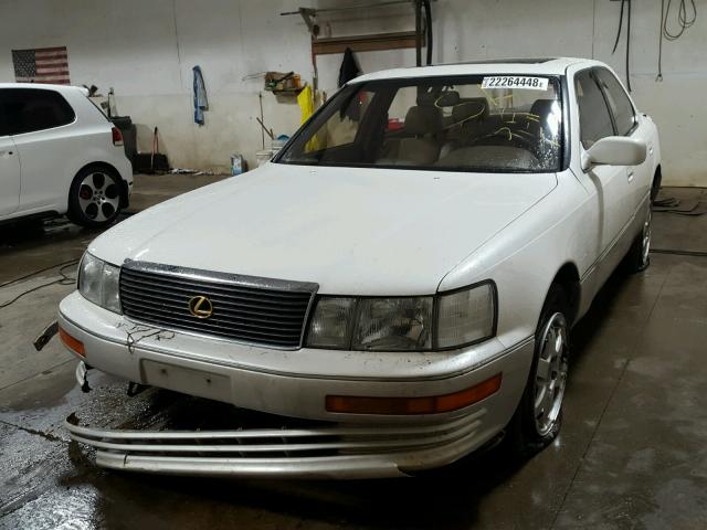 JT8UF11E9P0181348 - 1993 LEXUS LS 400 WHITE photo 2