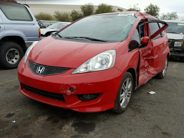 JHMGE8G5XBC019123 - 2011 HONDA FIT SPORT RED photo 2