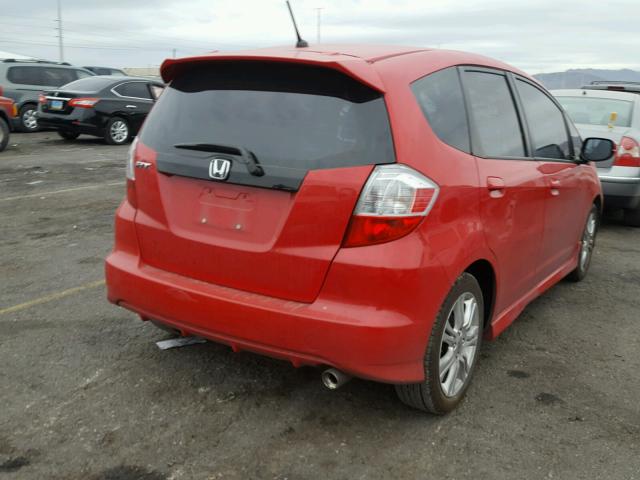 JHMGE8G5XBC019123 - 2011 HONDA FIT SPORT RED photo 4