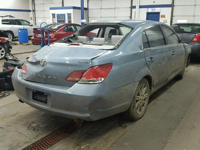 4T1BK36B05U020290 - 2005 TOYOTA AVALON XL BLUE photo 4