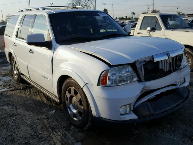 5LMFU27596LJ16096 - 2006 LINCOLN NAVIGATOR WHITE photo 1