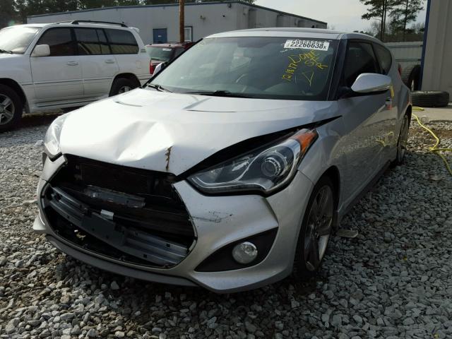 KMHTC6AE3DU111329 - 2013 HYUNDAI VELOSTER T SILVER photo 2