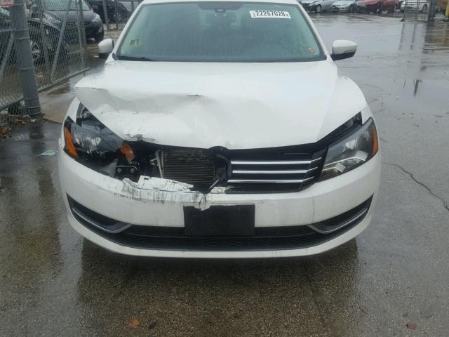 1VWAP7A38DC120941 - 2013 VOLKSWAGEN PASSAT S Blanco foto 9