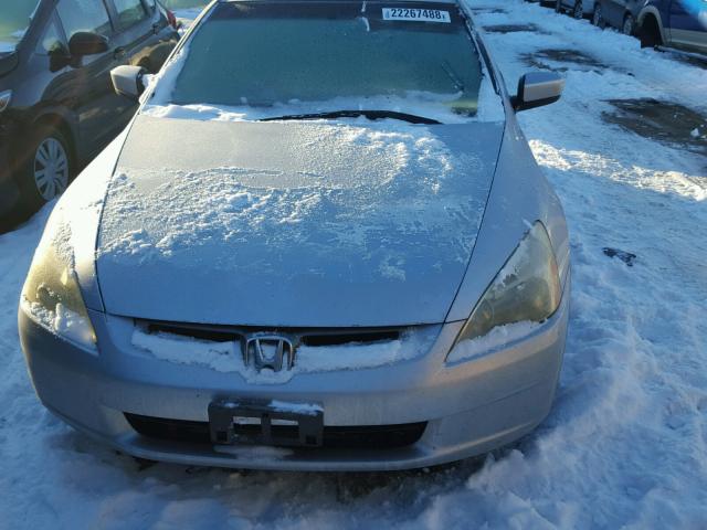 1HGCM55364A000751 - 2004 HONDA ACCORD LX SILVER photo 9