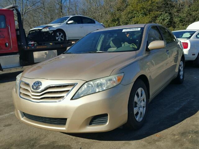 4T1BF3EKXAU054219 - 2010 TOYOTA CAMRY BASE BEIGE photo 2