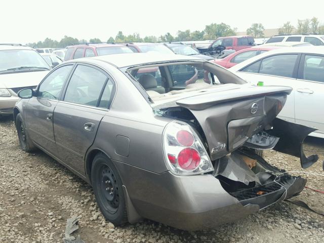 1N4AL11D75C216541 - 2005 NISSAN ALTIMA S GOLD photo 3