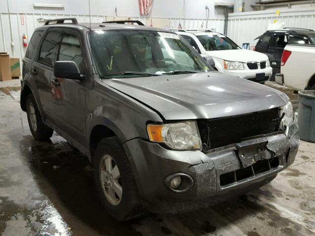 1FMCU0D78AKD27000 - 2010 FORD ESCAPE XLT GRAY photo 1