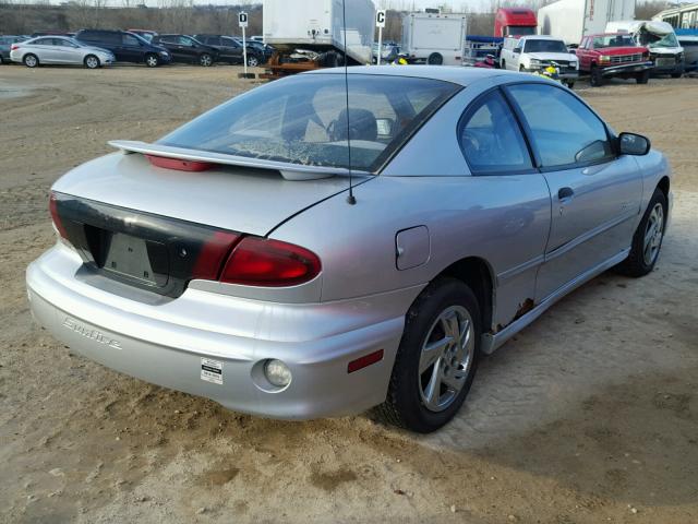 1G2JB12F927424409 - 2002 PONTIAC SUNFIRE SE SILVER photo 4