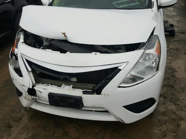 3N1CN7AP6FL821363 - 2015 NISSAN VERSA S WHITE photo 7