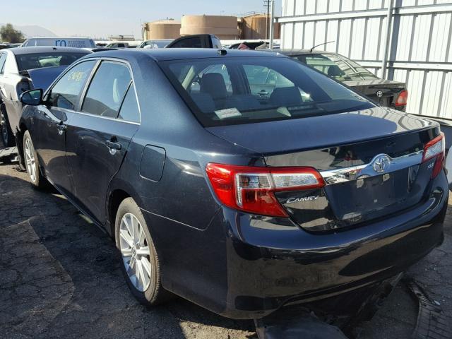 4T4BF1FK3ER441435 - 2014 TOYOTA CAMRY L BLUE photo 3