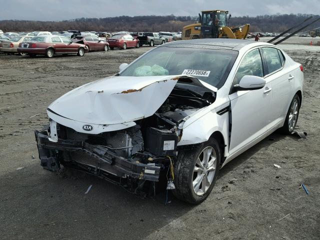 5XXGN4A7XDG188615 - 2013 KIA OPTIMA EX WHITE photo 2