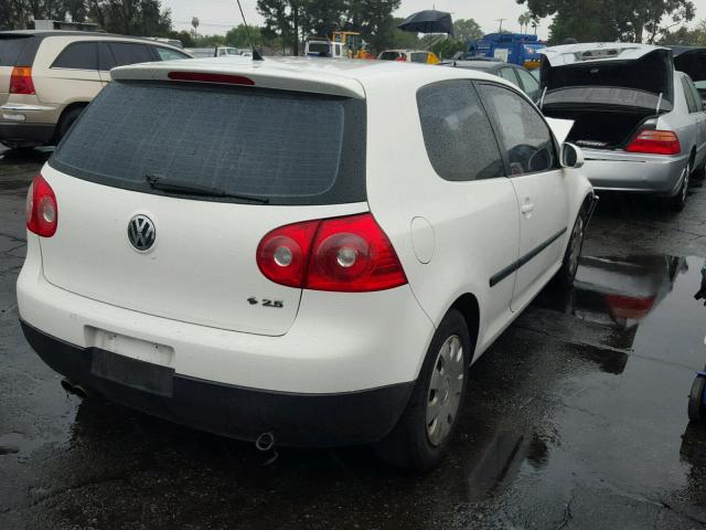 WVWBB71K48W212534 - 2008 VOLKSWAGEN RABBIT WHITE photo 4