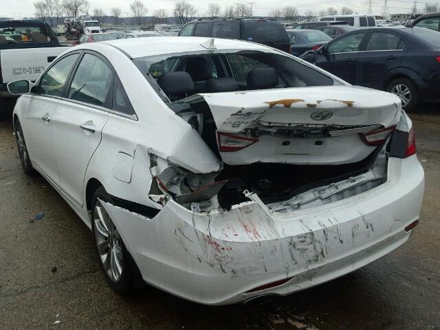 5NPEC4ACXBH050231 - 2011 HYUNDAI SONATA SE WHITE photo 3