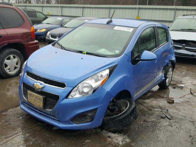 KL8CD6S97FC774567 - 2015 CHEVROLET SPARK 1LT BLUE photo 2