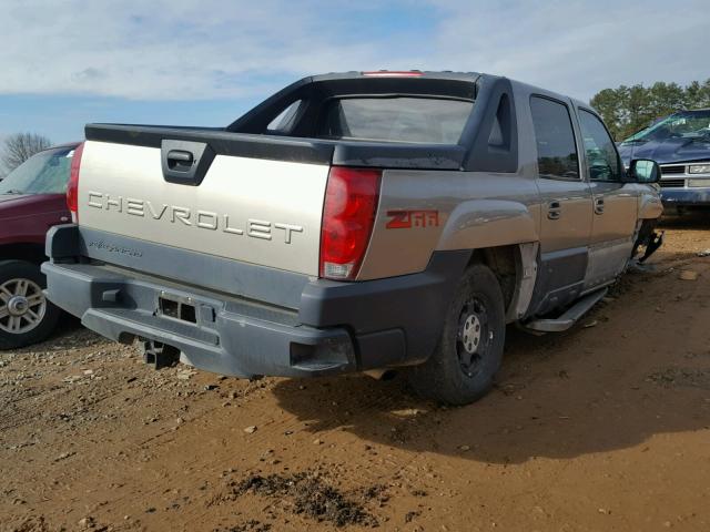 3GNEC13T82G152655 - 2002 CHEVROLET AVALANCHE GRAY photo 4