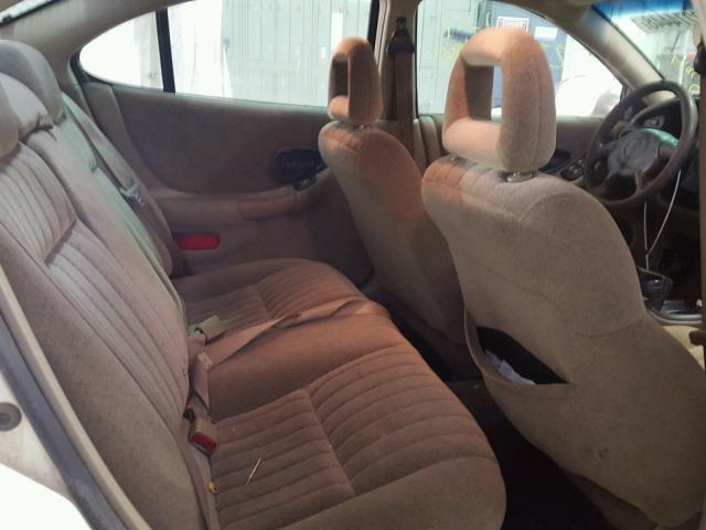 1G2WK52J03F164491 - 2003 PONTIAC GRAND PRIX WHITE photo 6