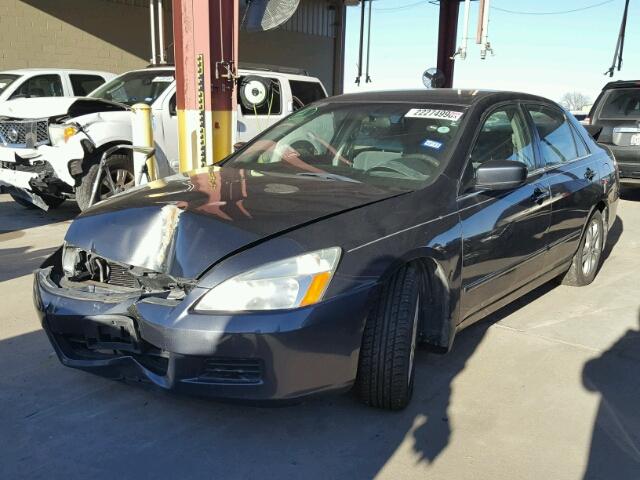 1HGCM563X6A114205 - 2006 HONDA ACCORD SE GRAY photo 2