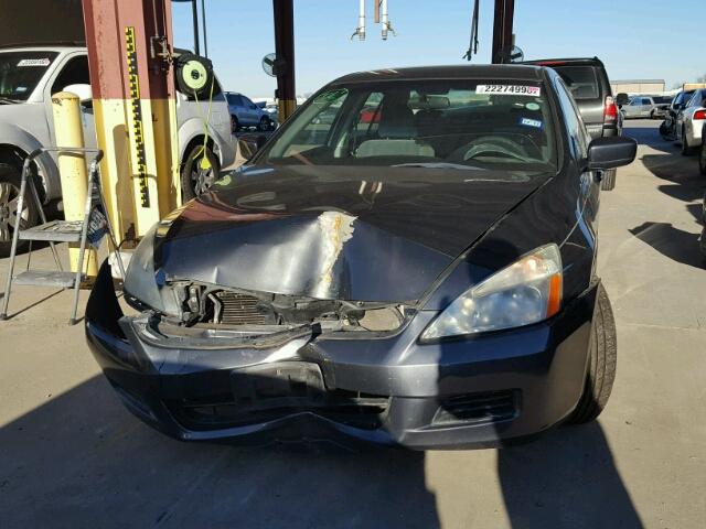 1HGCM563X6A114205 - 2006 HONDA ACCORD SE GRAY photo 9