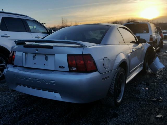 1FAFP4041YF285337 - 2000 FORD MUSTANG SILVER photo 4