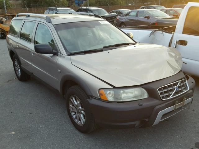 YV1SZ592351199539 - 2005 VOLVO XC70 TAN photo 1