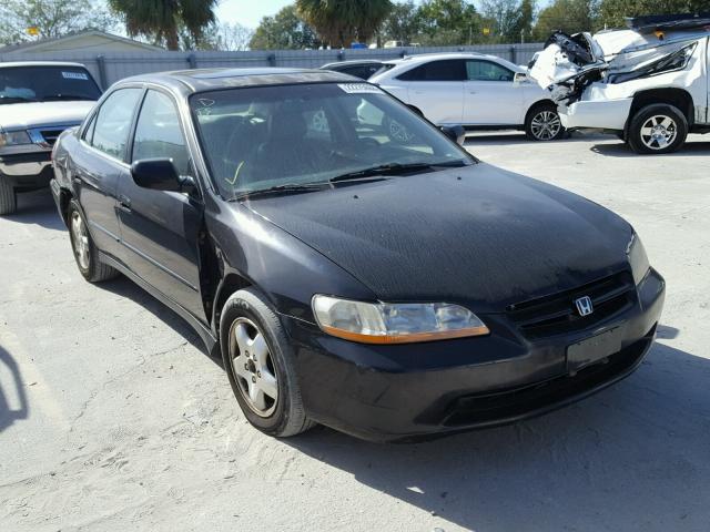 1HGCG1653YA028898 - 2000 HONDA ACCORD EX BLACK photo 1