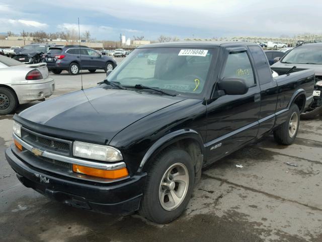 1GCCS19W7YK235189 - 2000 CHEVROLET S TRUCK S1 BLACK photo 2