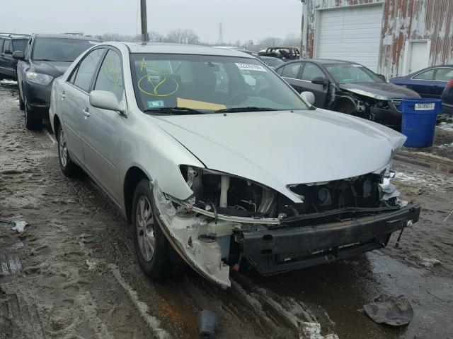 4T1BF30K94U585410 - 2004 TOYOTA CAMRY LE SILVER photo 1