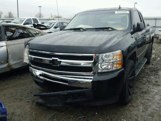 1GCRCREA0BZ300530 - 2011 CHEVROLET SILVERADO BLACK photo 2