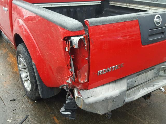 1N6AD07U56C436980 - 2006 NISSAN FRONTIER C RED photo 9