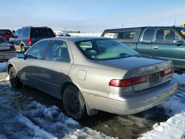 JT2BG22K7X0367950 - 1999 TOYOTA CAMRY LE TAN photo 3