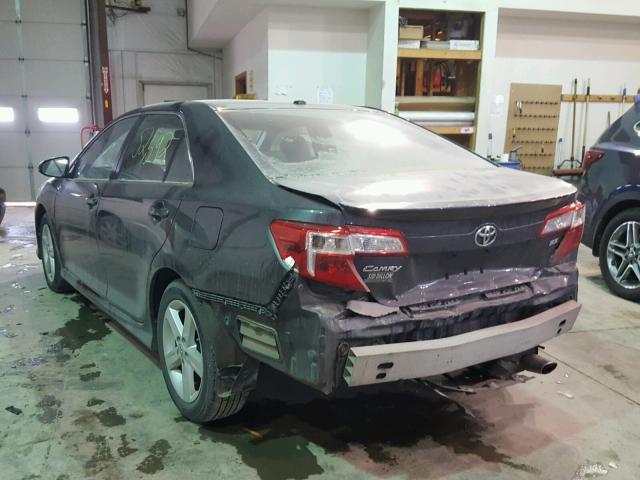 4T1BF1FK8CU029860 - 2012 TOYOTA CAMRY BASE GRAY photo 3