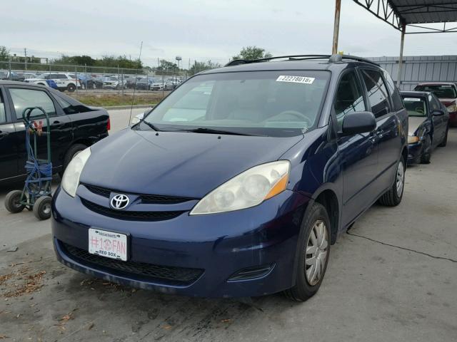 5TDZK23C97S046582 - 2007 TOYOTA SIENNA CE BLUE photo 2