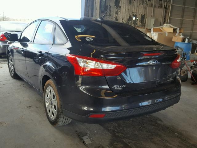 1FAHP3F21CL444960 - 2012 FORD FOCUS SE BLACK photo 3