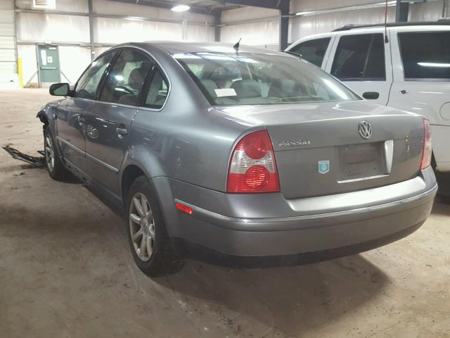 WVWPD63B24E037398 - 2004 VOLKSWAGEN PASSAT GLS GRAY photo 3