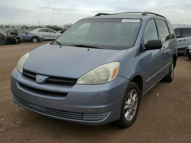 5TDBA23C64S014219 - 2004 TOYOTA SIENNA LE BLUE photo 2