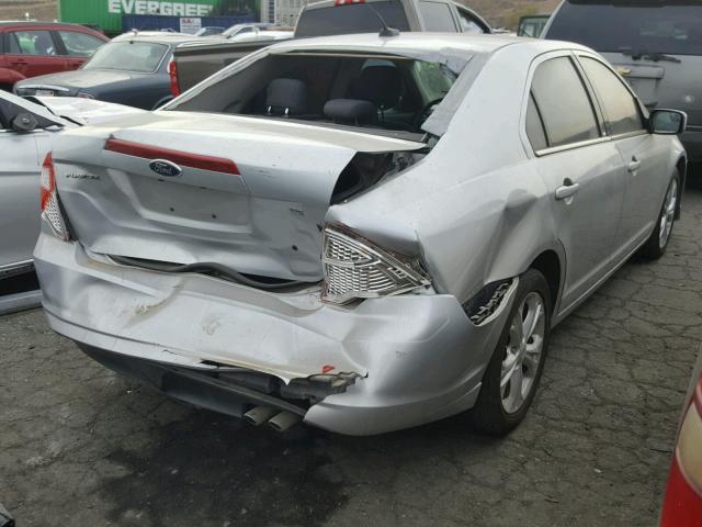 3FAHP0HA5CR416017 - 2012 FORD FUSION SE SILVER photo 4