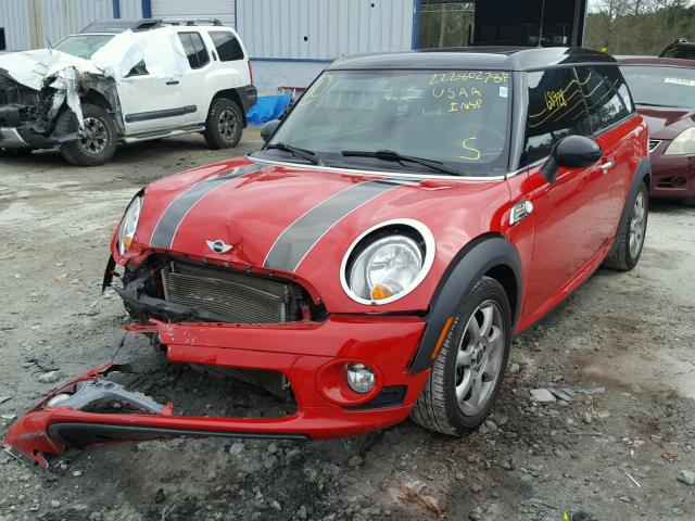 WMWML33579TX50280 - 2009 MINI COOPER CLU RED photo 2