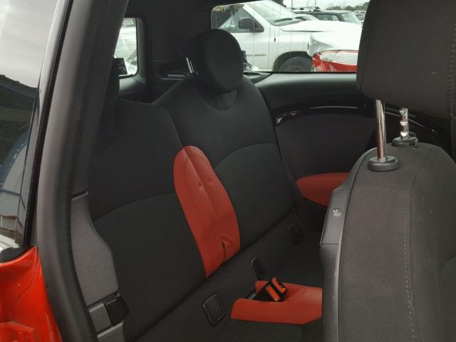 WMWML33579TX50280 - 2009 MINI COOPER CLU RED photo 6