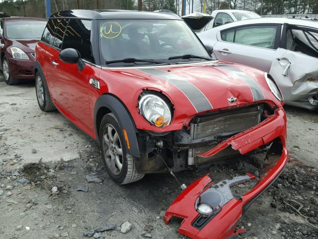 WMWML33579TX50280 - 2009 MINI COOPER CLU RED photo 9