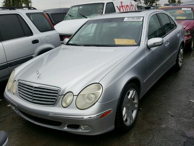 WDBUF70J83A094465 - 2003 MERCEDES-BENZ E 500 SILVER photo 2