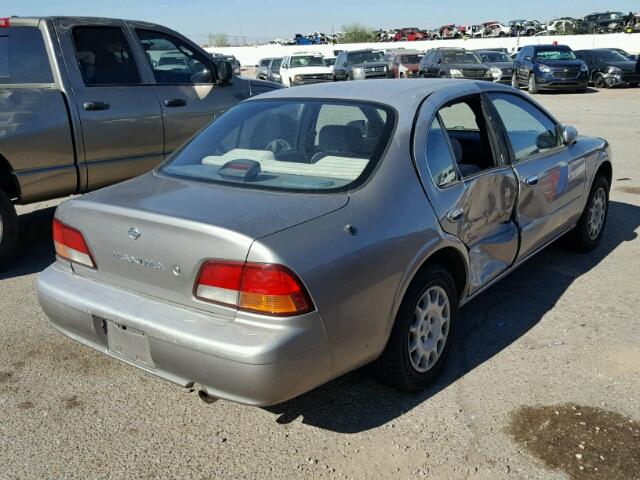 JN1CA21D3WT525684 - 1998 NISSAN MAXIMA GLE SILVER photo 4