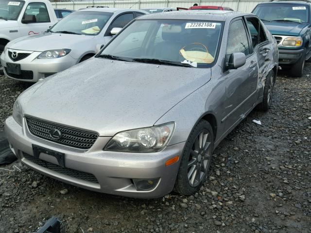 JTHBD192040093436 - 2004 LEXUS IS 300 SILVER photo 2