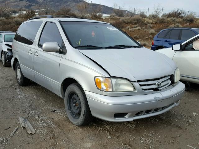 4T3ZF13C42U423101 - 2002 TOYOTA SIENNA LE SILVER photo 1