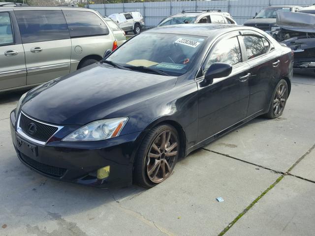 JTHBE262185020155 - 2008 LEXUS IS 350 BLACK photo 2